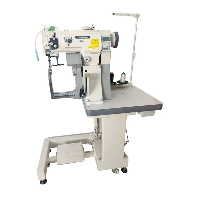 Wie unterstützt eine Ledertaschen-Nähmaschine die moderne Produktion?