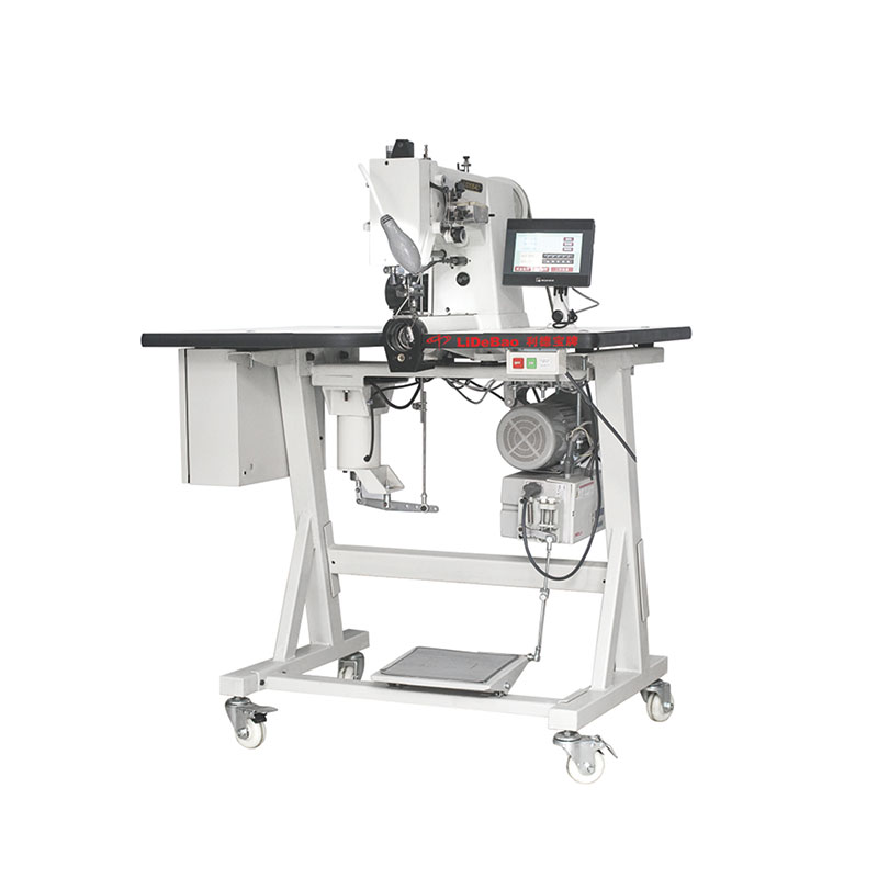 Computer-Nähmaschine mit Zylinderarmmuster